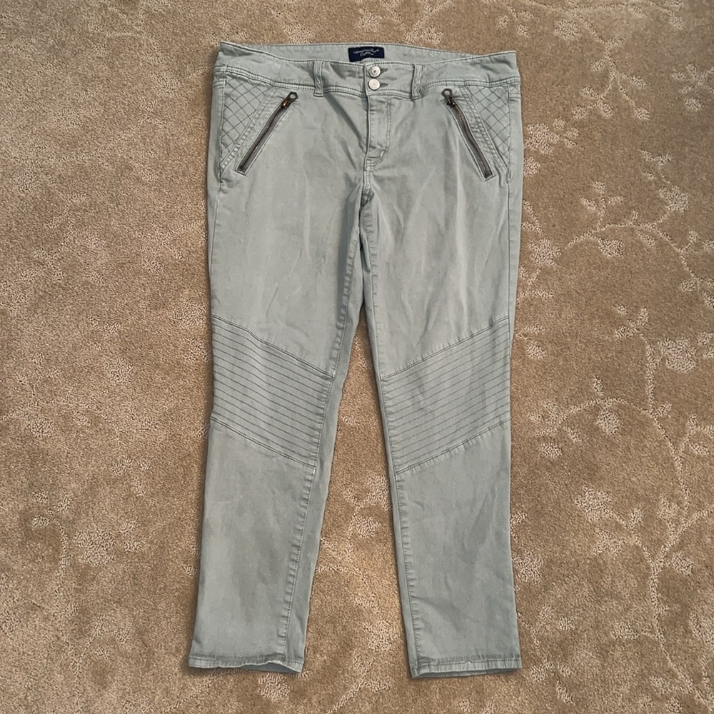 American Eagle Outfitters Green Quilted Cropped Chino Pants, Sz 14